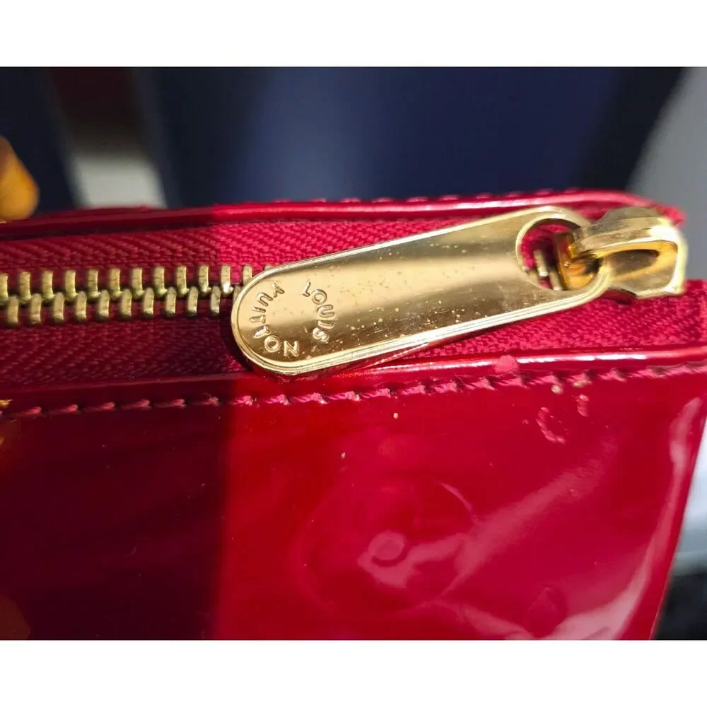 Louis Vuitton Rosewood Avenue Monogram Vernis - Pomme d'Amour vibrant candy red